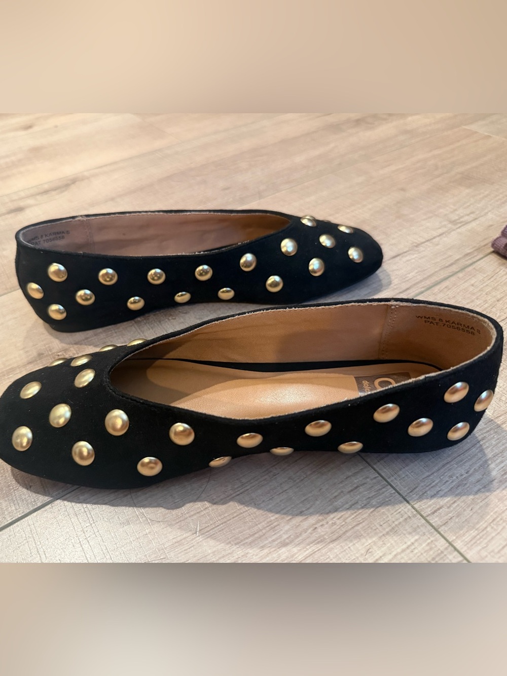 DV by Dolce Vita
Karma Stud Ballet Flat, sz 8 - Picture 15 of 15